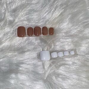 Tan & White Mani + Pedi Press on Nail Set| 10 Extra Short Square Nails & 20 Toe